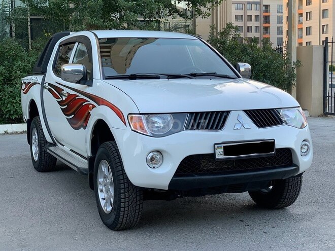 Mitsubishi L200 2008, 197,400 km - 2.5 l - Bakı