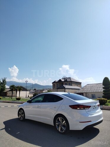 Hyundai Elantra 2018, 84,000 km - 2.0 l - Göygöl