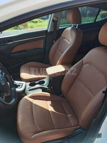 Hyundai Elantra 2018, 84,000 km - 2.0 l - Göygöl