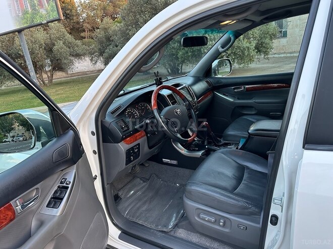 Toyota Land Cruiser Prado 2009, 140,000 km - 4.0 l - Bakı