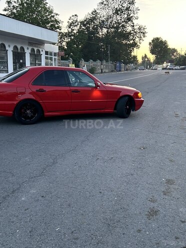 Mercedes C 200 1998, 260,000 km - 2.0 л - Qəbələ