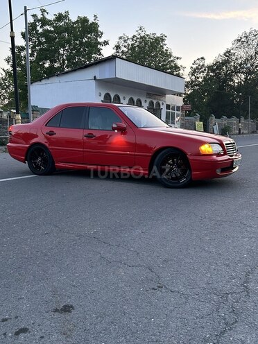 Mercedes C 200 1998, 260,000 km - 2.0 л - Qəbələ