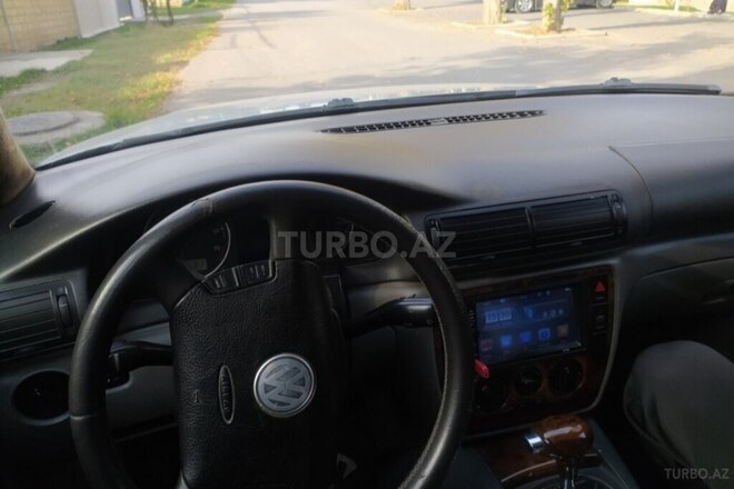 Volkswagen Passat 2003, 290,000 km - 1.8 l - Xaçmaz