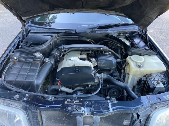Mercedes C 180 1998, 337,000 km - 1.8 l - Qazax