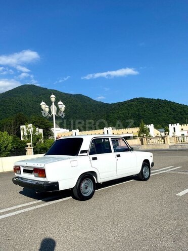 LADA (VAZ) 2107