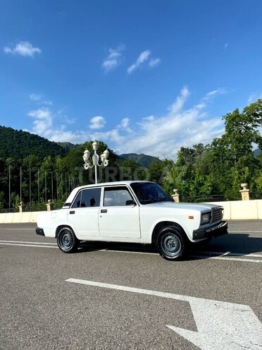 LADA (VAZ) 2107