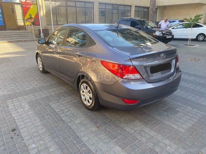 Hyundai Accent