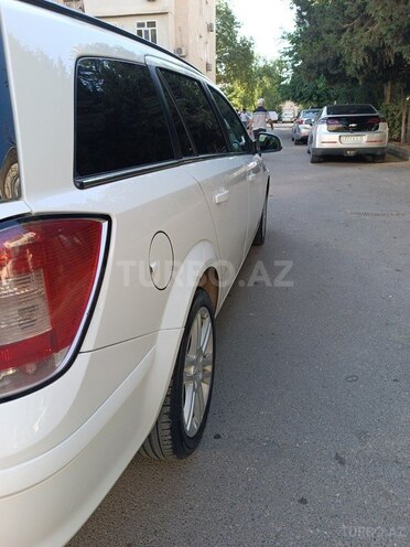 Opel Astra 2010, 285,000 km - 1.3 l - Bakı