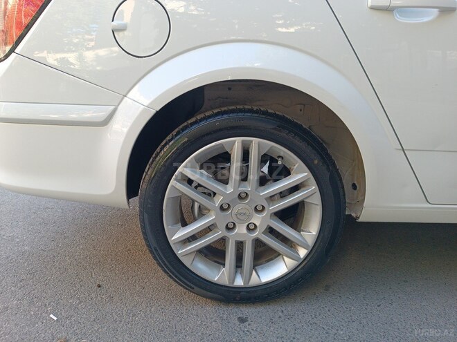 Opel Astra 2010, 285,000 km - 1.3 l - Bakı
