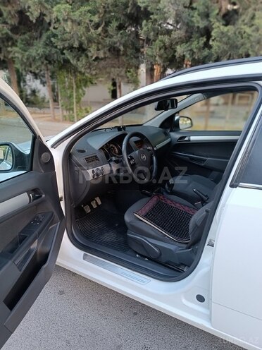 Opel Astra 2010, 285,000 km - 1.3 l - Bakı
