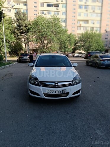 Opel Astra 2010, 285,000 km - 1.3 l - Bakı
