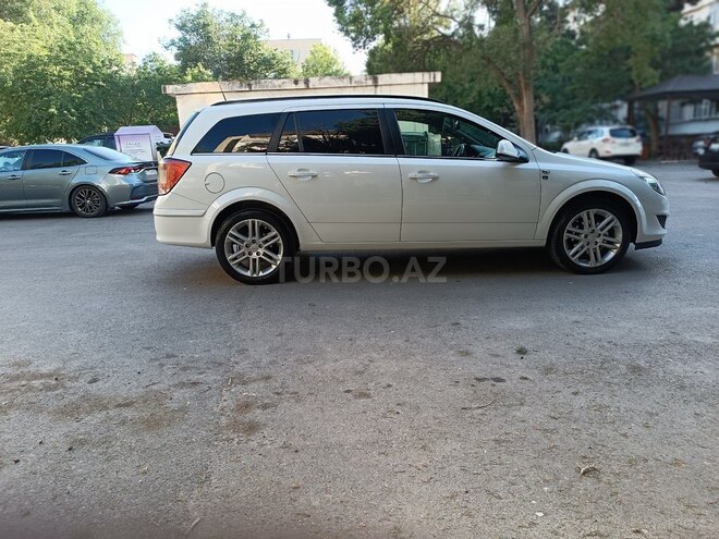 Opel Astra 2010, 285,000 km - 1.3 l - Bakı