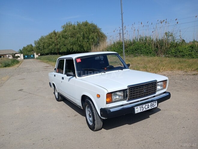 LADA (VAZ) 2107