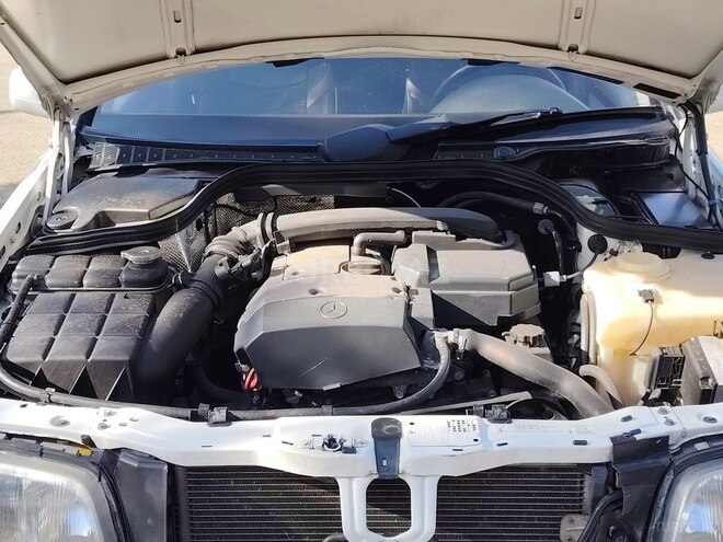 Mercedes C 200 1997, 325,000 km - 2.0 л - Gəncə