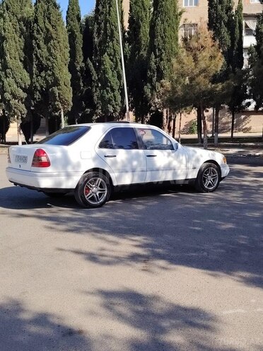 Mercedes C 200 1997, 325,000 km - 2.0 л - Gəncə