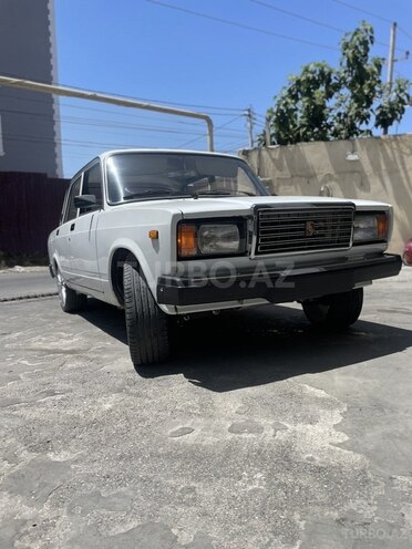 LADA (VAZ) 2107