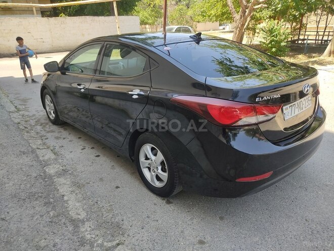 Hyundai Elantra 2015, 127,000 km - 1.8 l - Bakı