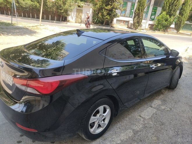 Hyundai Elantra 2015, 127,000 km - 1.8 l - Bakı