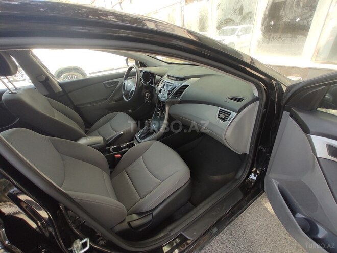 Hyundai Elantra 2015, 127,000 km - 1.8 l - Bakı