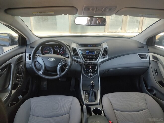 Hyundai Elantra 2015, 127,000 km - 1.8 l - Bakı