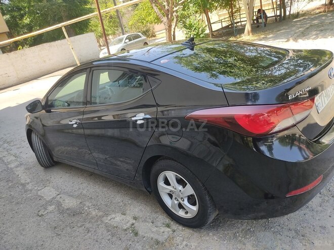 Hyundai Elantra 2015, 127,000 km - 1.8 l - Bakı