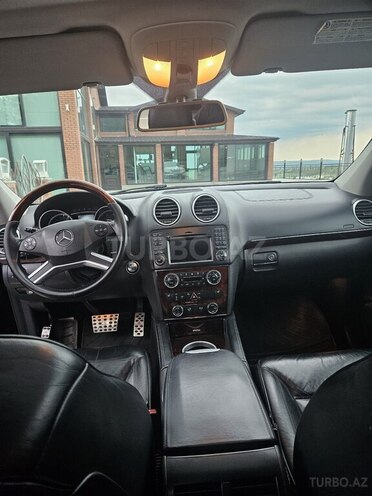 Mercedes GL 500 4MATIC 2010, 225,000 km - 5.5 l - Ağsu