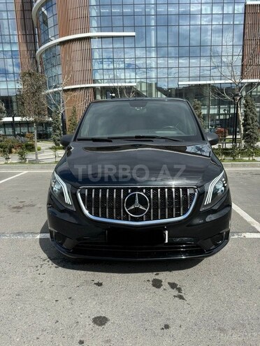Mercedes  2018, 45,000 km - 2.0 l - Bakı