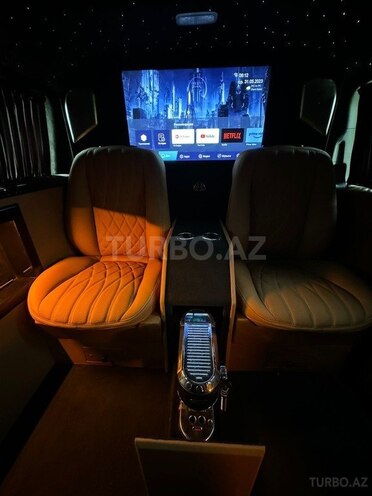 Mercedes  2018, 45,000 km - 2.0 l - Bakı