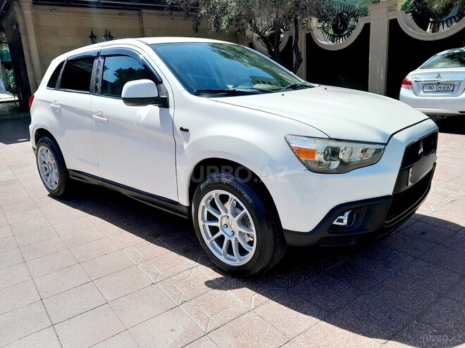 Mitsubishi Outlander Sport