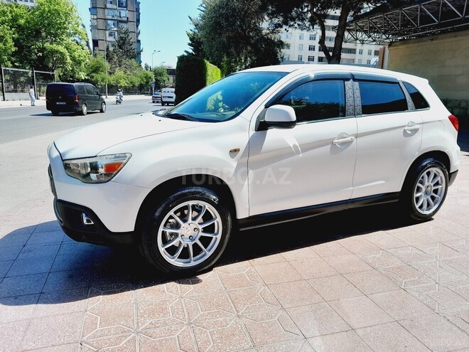 Mitsubishi Outlander Sport