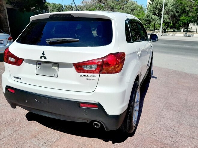 Mitsubishi Outlander Sport