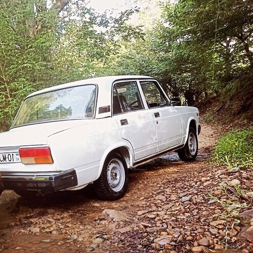 LADA (VAZ) 2107