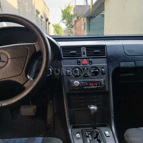 Mercedes C 230 1996, 300,089 km - 2.3 l - Gəncə