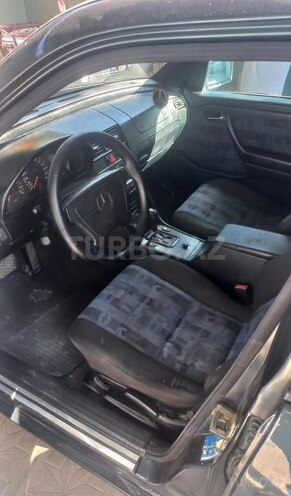 Mercedes C 230 1996, 300,089 km - 2.3 l - Gəncə