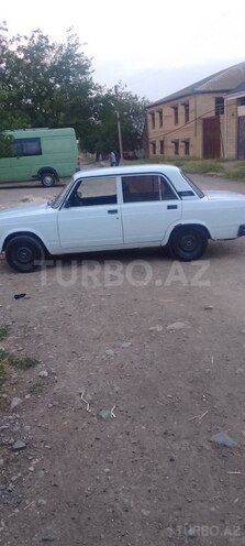 LADA (VAZ) 2107