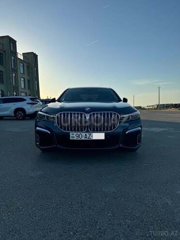 BMW 740