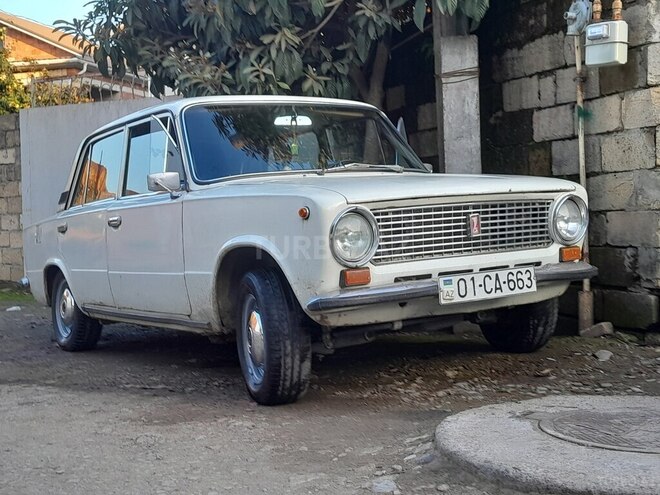 LADA (VAZ) 21013