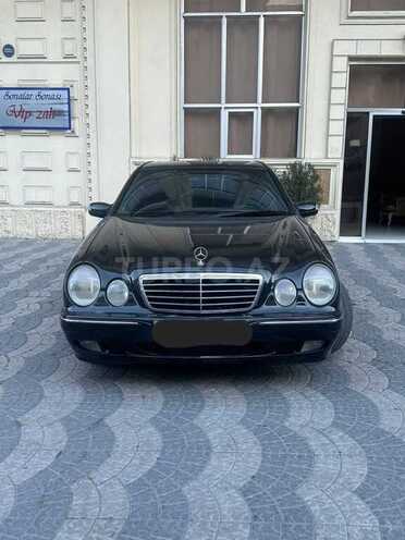 Mercedes E 240