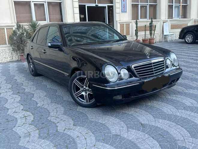 Mercedes E 240