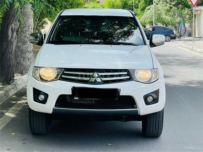 Mitsubishi L200 2012, 380,458 km - 2.5 l - Bakı