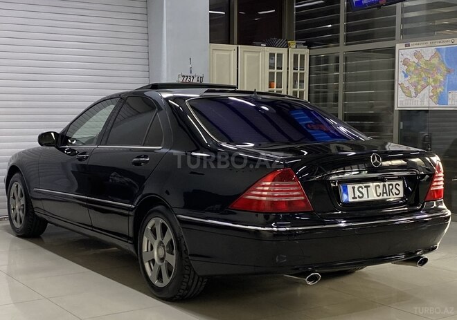 Mercedes S 320