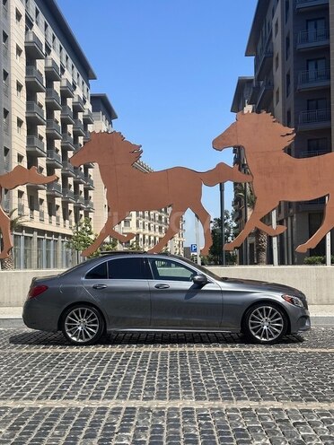 Mercedes C 300