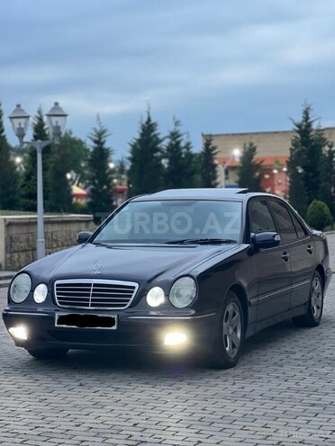 Mercedes E 280