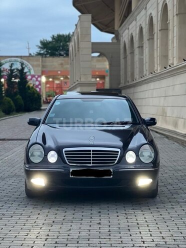 Mercedes E 280