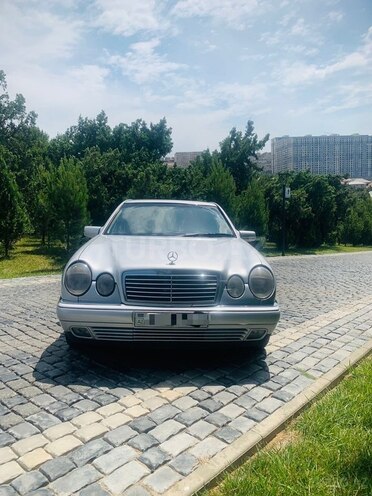 Mercedes E 300 d 1999, 370,000 km - 3.0 l - Bakı
