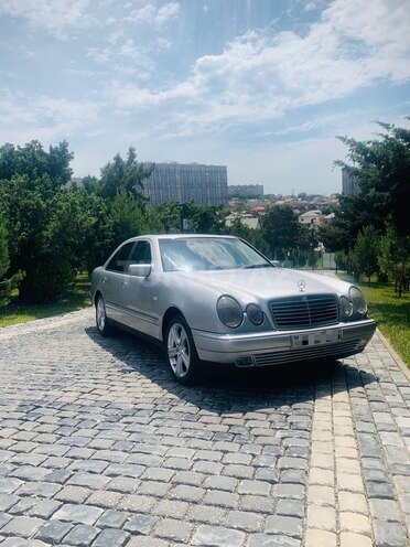 Mercedes E 300 d 1999, 370,000 km - 3.0 l - Bakı