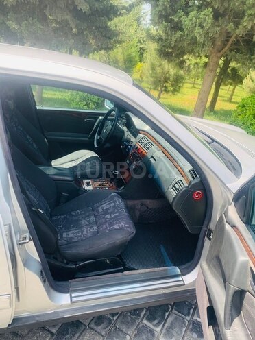 Mercedes E 300 d 1999, 370,000 km - 3.0 l - Bakı