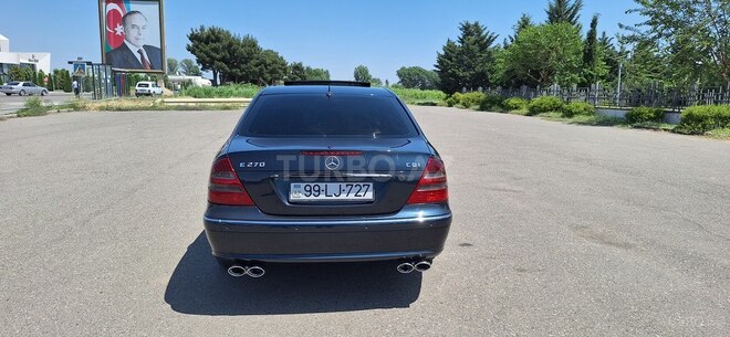 Mercedes E 270 2003, 400,000 km - 2.7 l - Bakı
