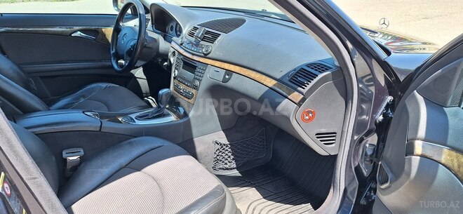 Mercedes E 270 2003, 400,000 km - 2.7 l - Bakı