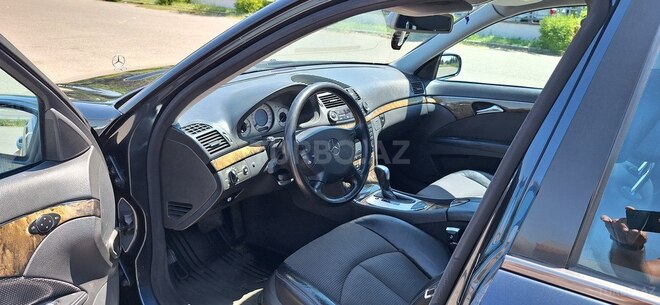 Mercedes E 270 2003, 400,000 km - 2.7 l - Bakı